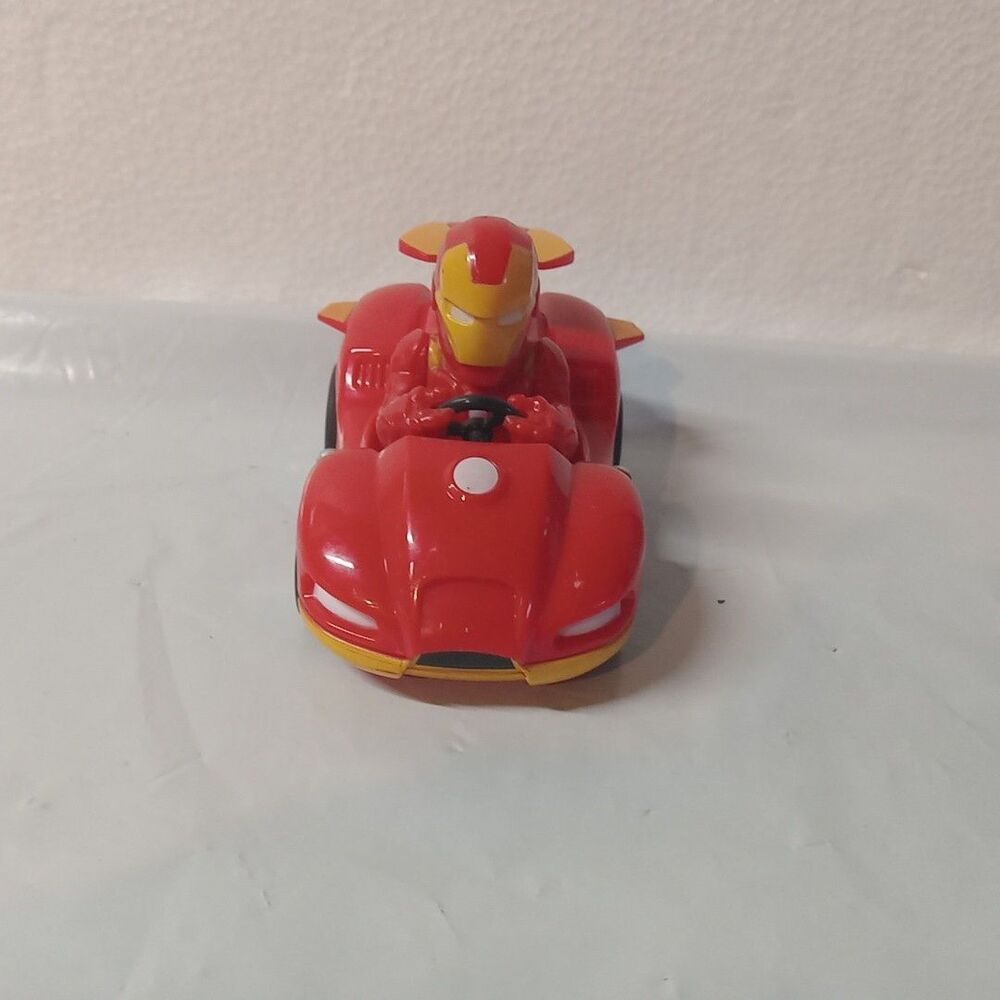 Iron Man Marvel Super Hero Adventures Pull Back & Go Action Race Car Racer